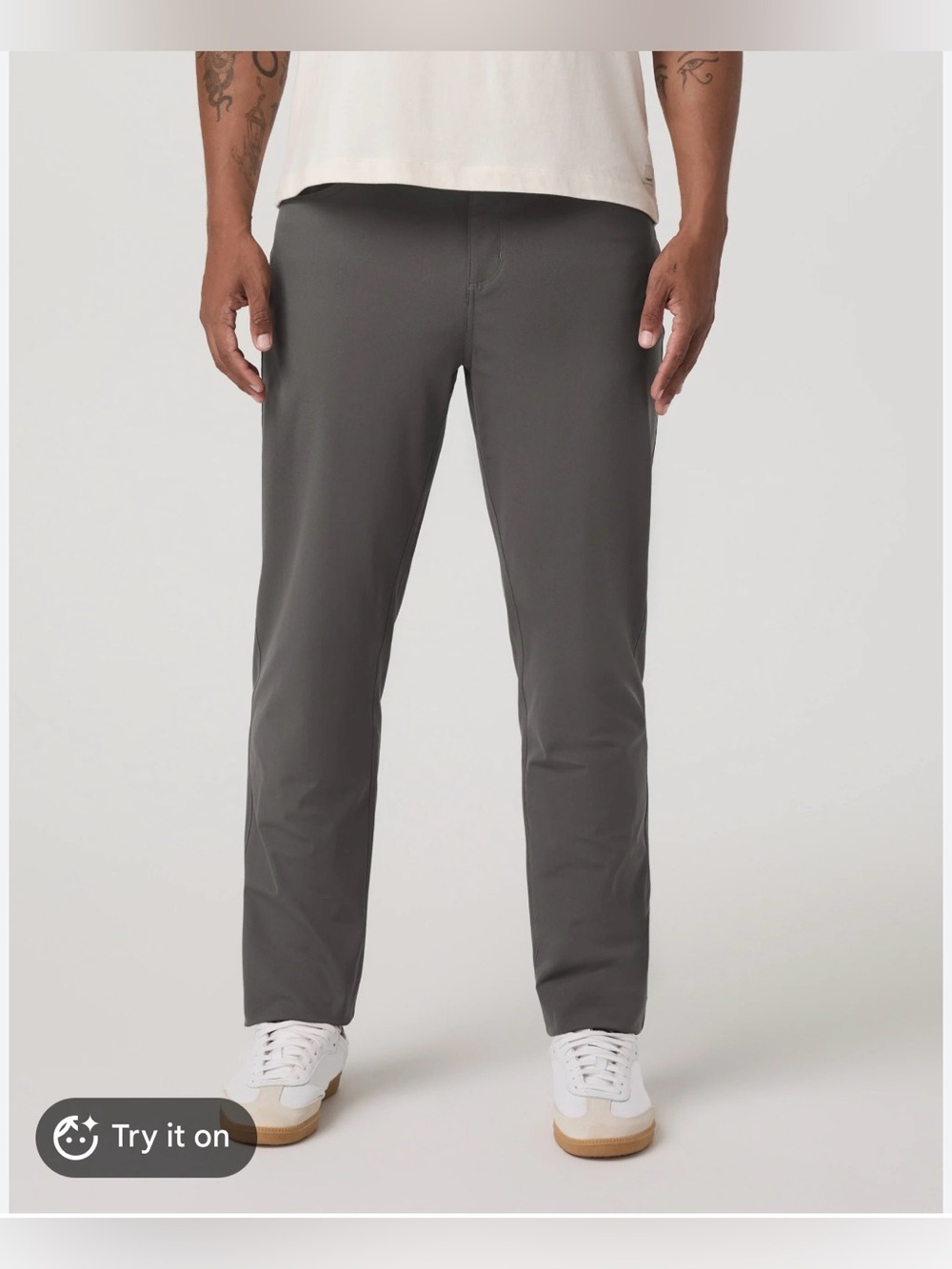 Like New Vuori Men’s Meta 30” Pants